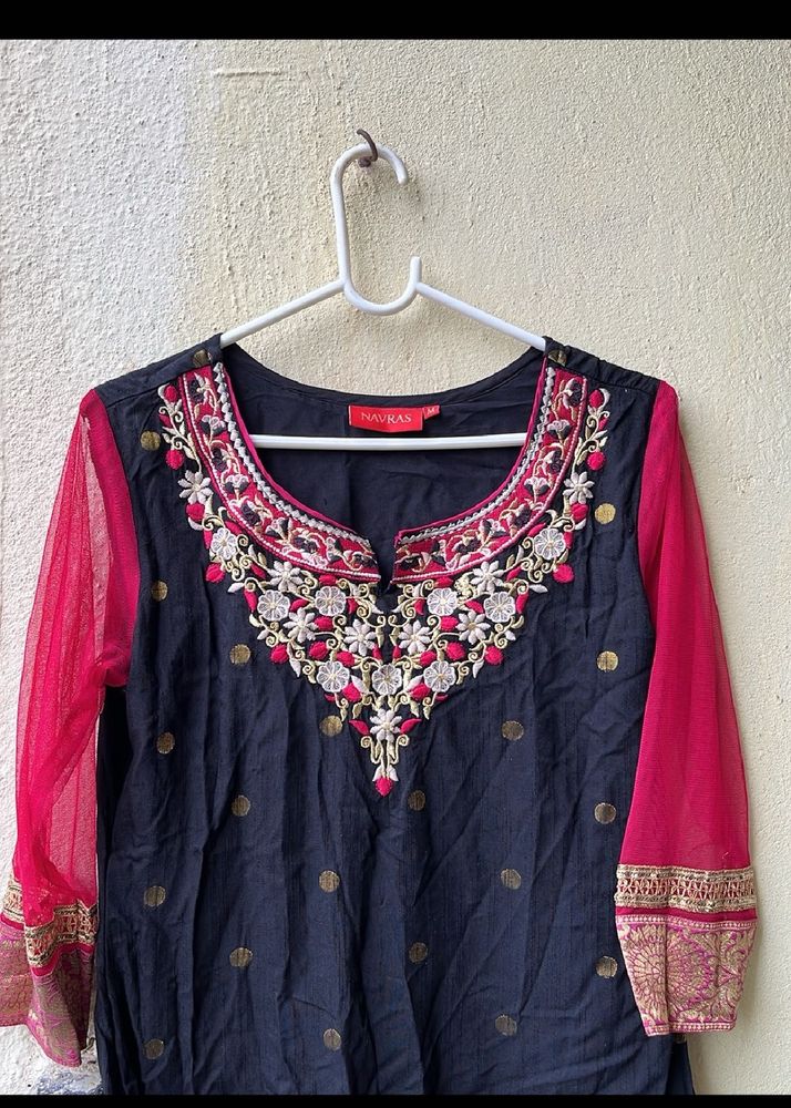 Navras Embroidered kurta ❤️