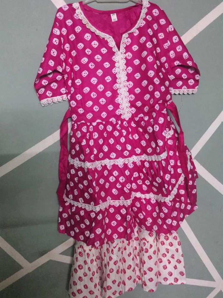 Pink &amp; White Tiered Kurta Set