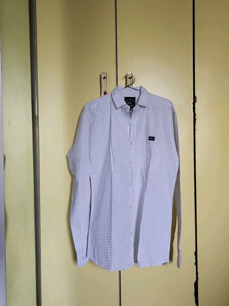 men's small checked white shirt