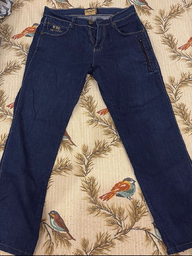 man wrangler jeans