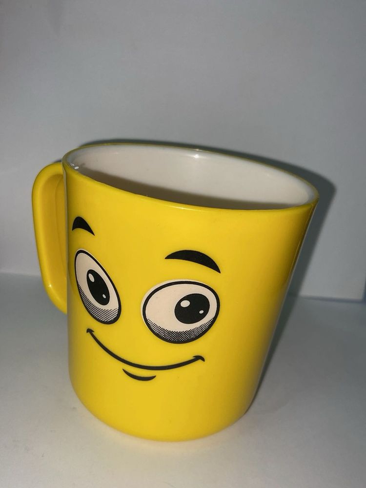 Yellow Emoji Smiley Mug