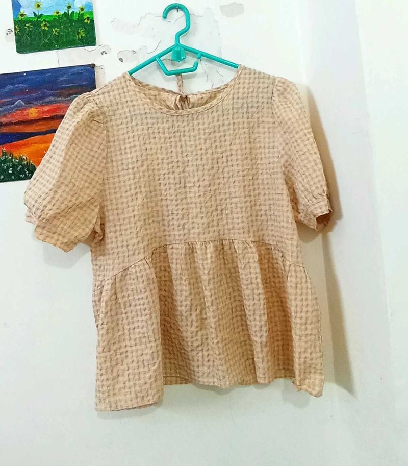 Chic Textured Peplum Top
