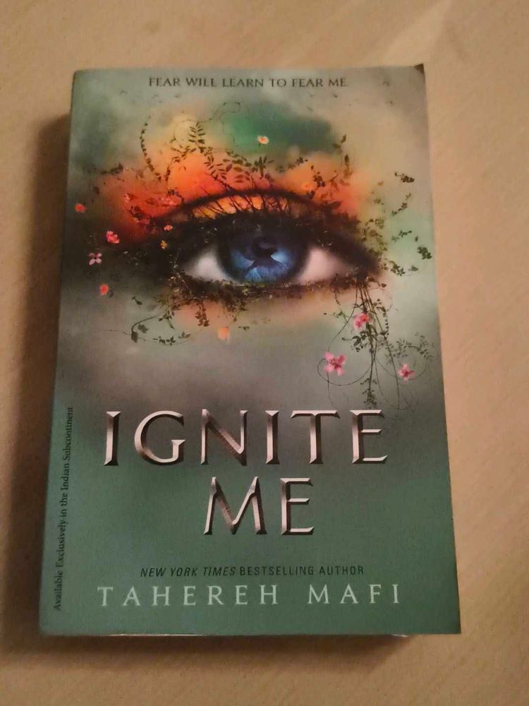 Books > Fiction | Ignite Me by Tahereh Mafi | Freeup