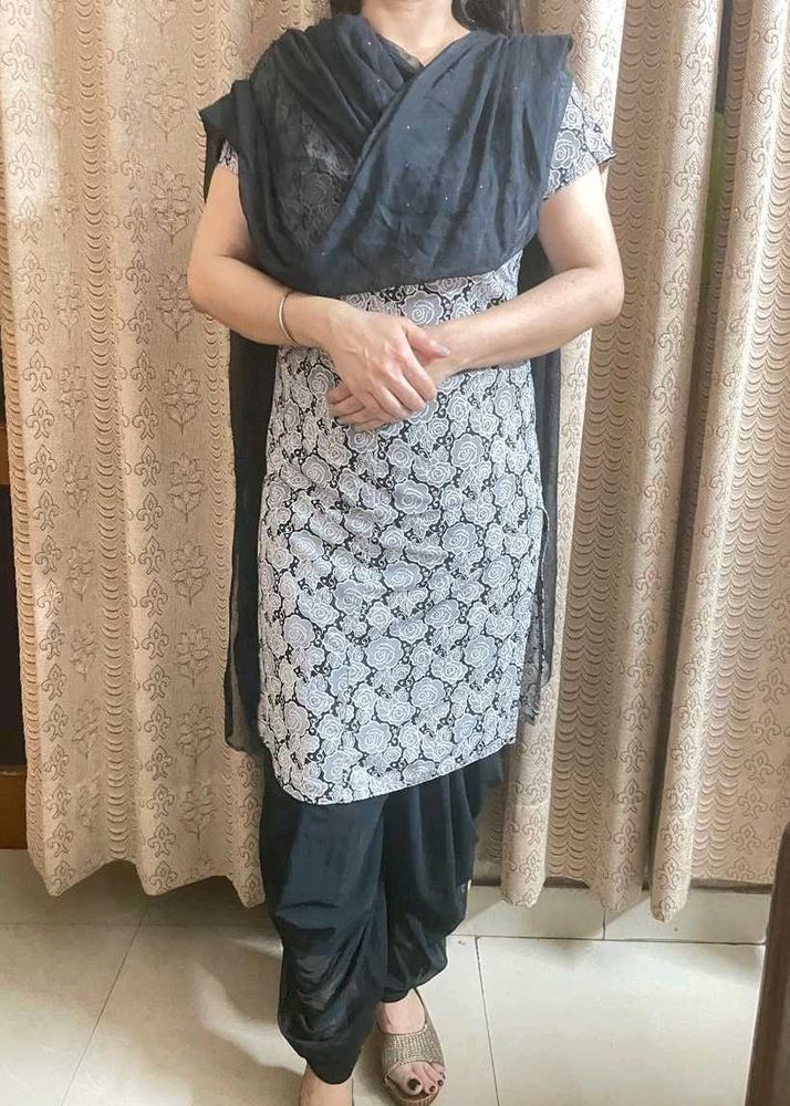 Black Kurti Salwar Set
