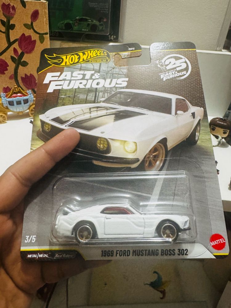 HW  Diecast Cars premium lykan