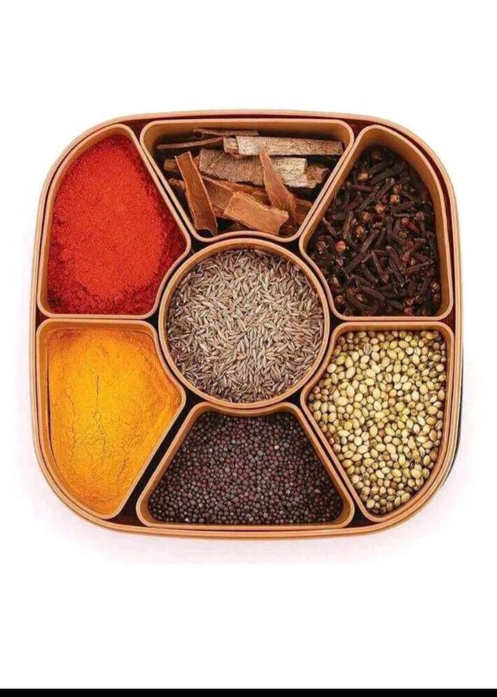 Multi-Compartment Spice Box