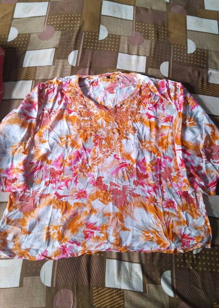 Embroidered Floral Print Kurta
