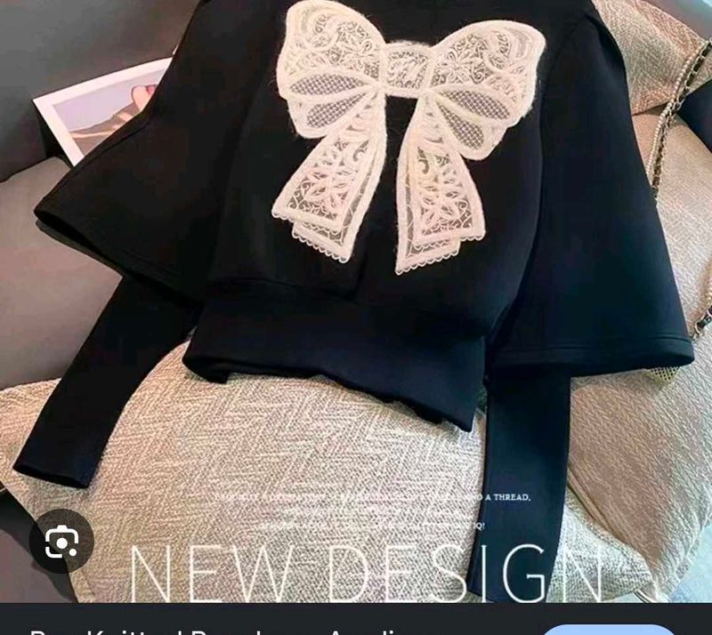 black korean lace bow crop top 👍