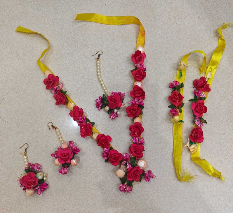 Floral Jewellery Set for Occasions