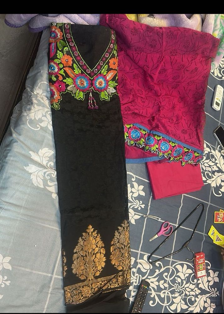 Embroidered Black Kurta Set