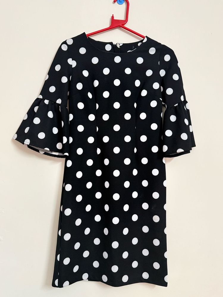 Chic Polka Dot Black Dress