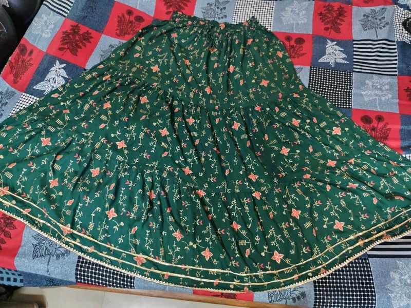 Flowy Tiered Maxi Skirt with Floral Print