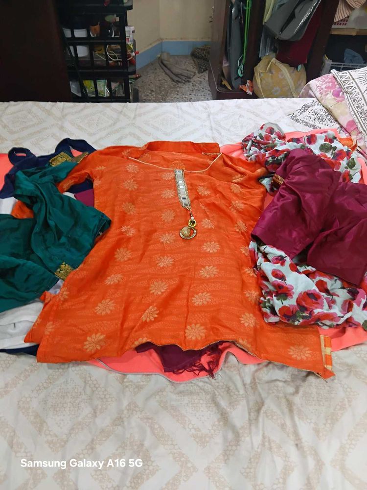 Set of 7 mixed items for donation