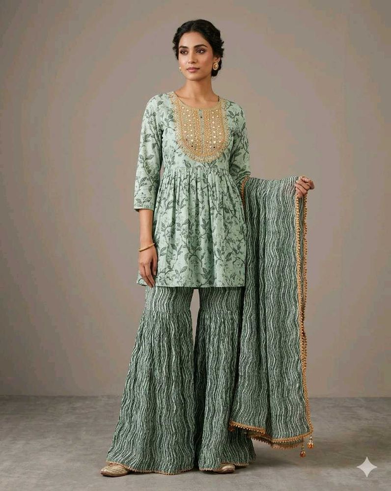 Elegant Floral Kurta Set with Dupatta