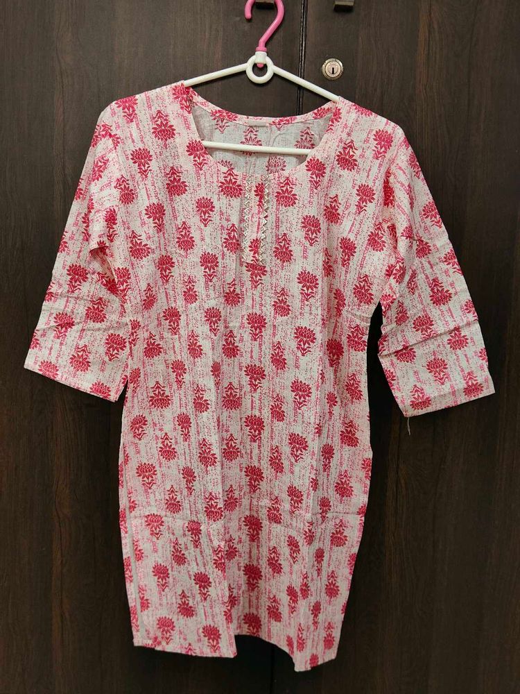 Pink &amp; White Printed Kurti