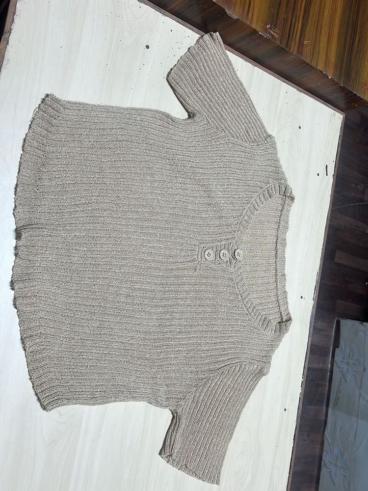 Chic Beige Knit Top with Button Detail