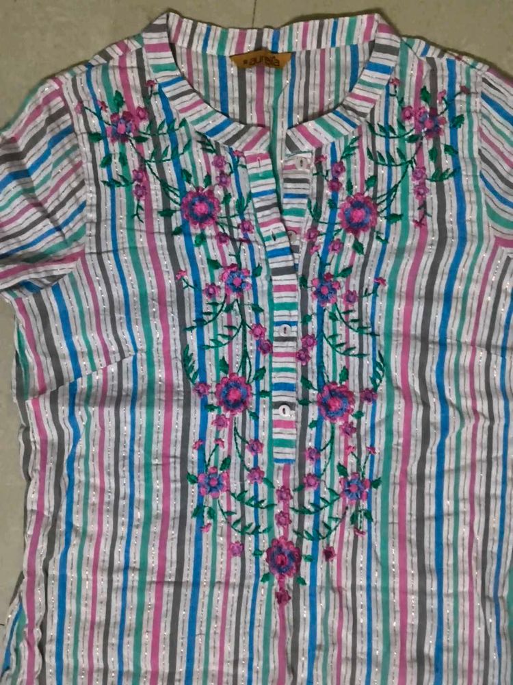 Embroidered Striped Kurta