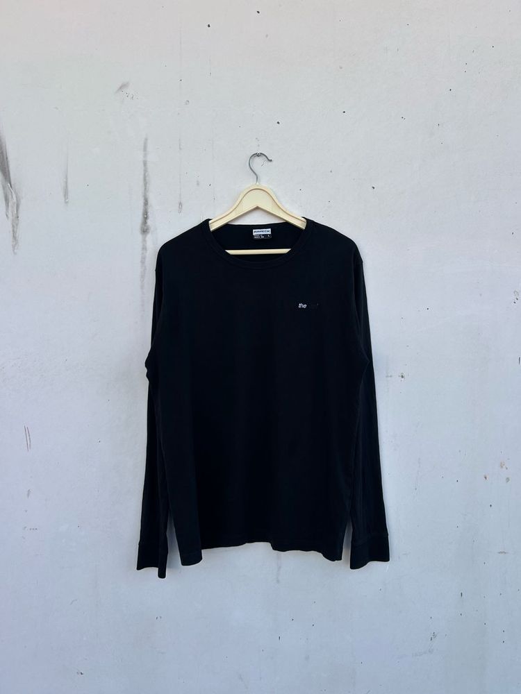 Classic Black Long Sleeve T-Shirt