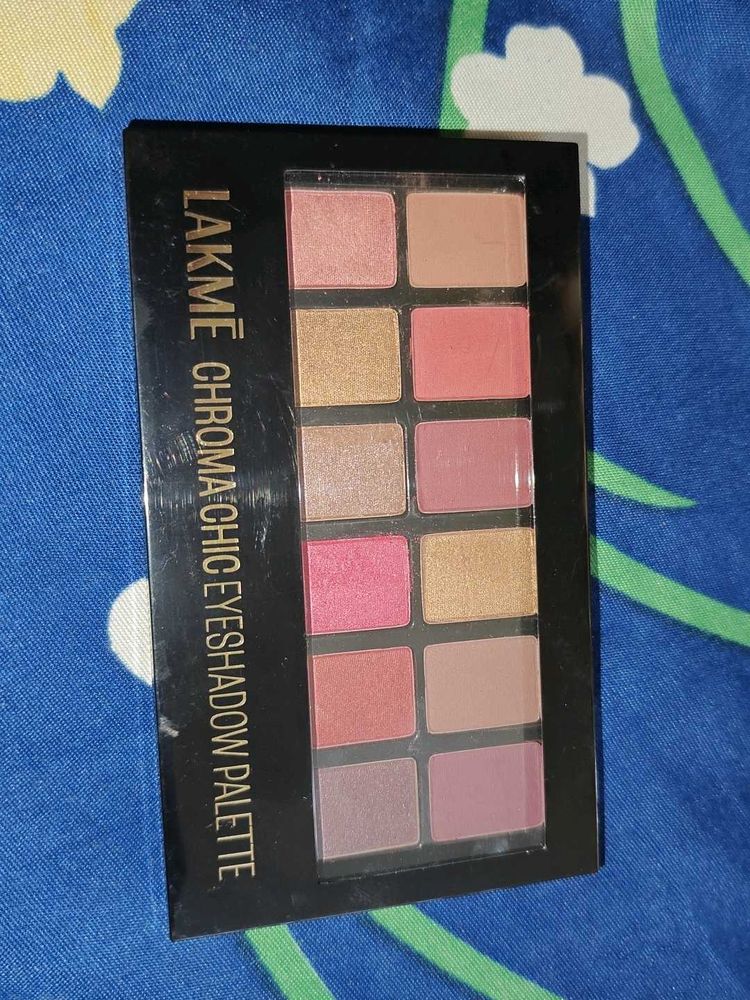 Lakme Chroma Chic Eyeshadow Palette