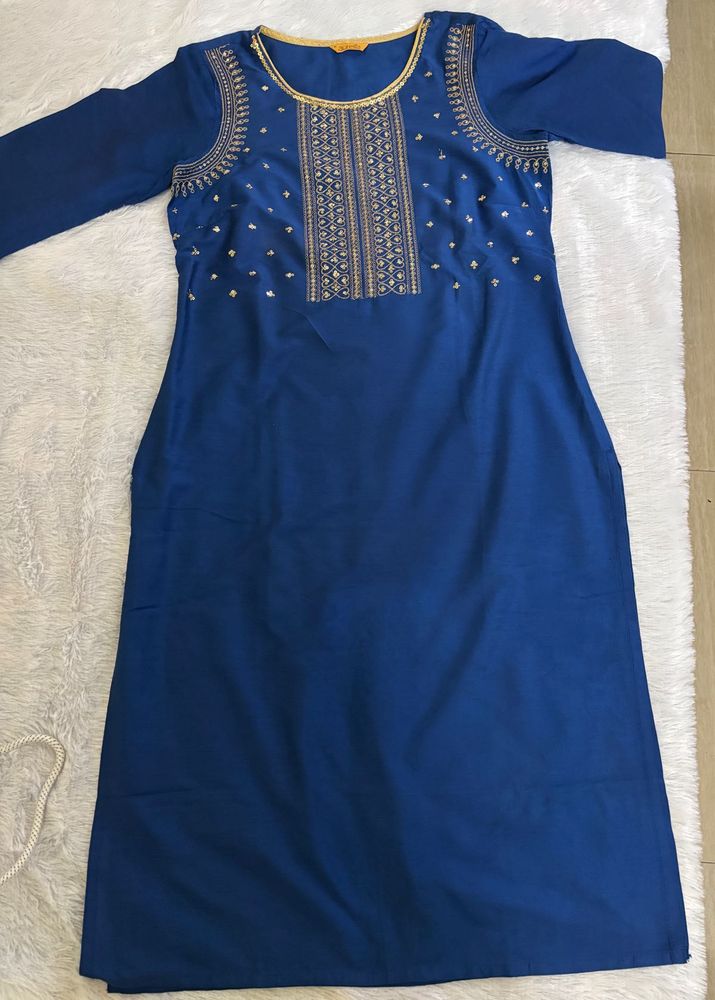 Elegant Blue Kurta with Gold Embroidery