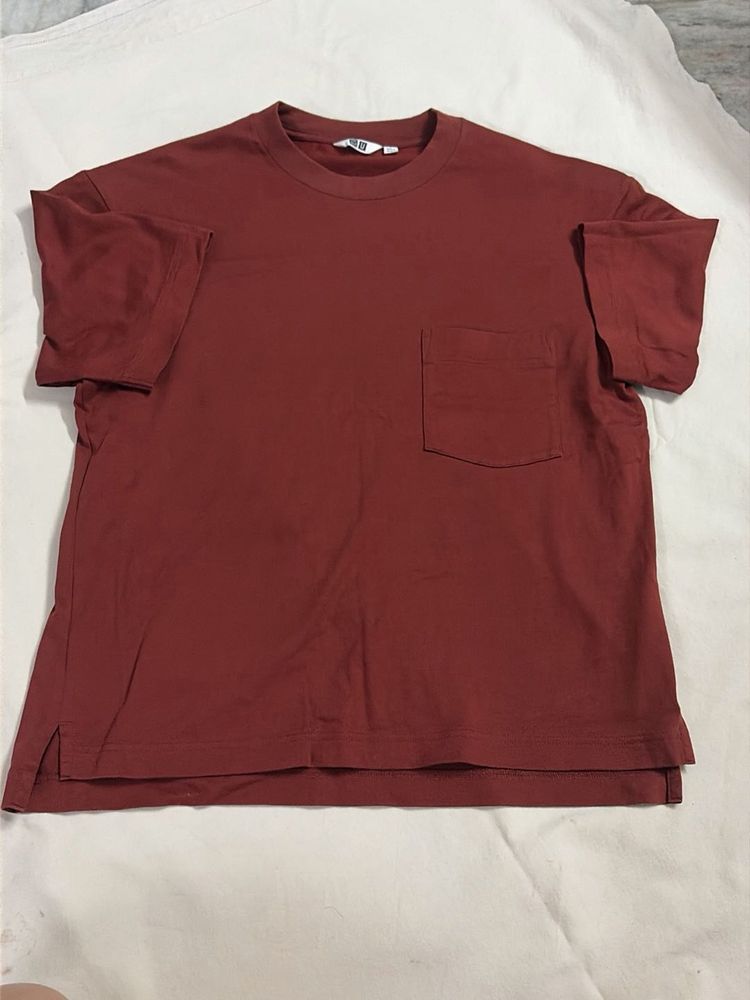 Uniqlo Pocket T-Shirt