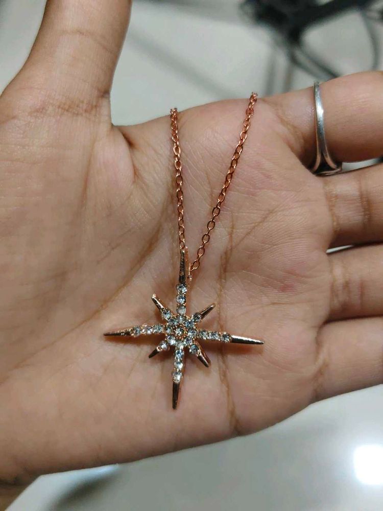 Sparkling Star Pendant Necklace