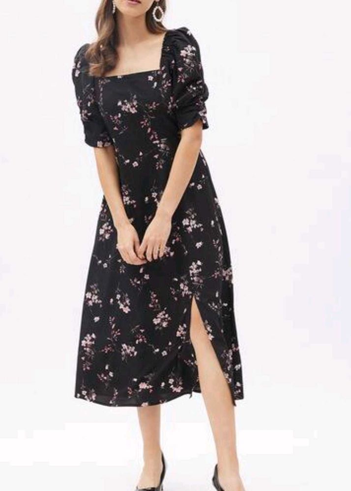 Black Floral Puff Sleeve Midi Dress