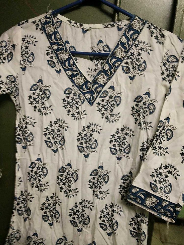 Blue Floral Print Kurta