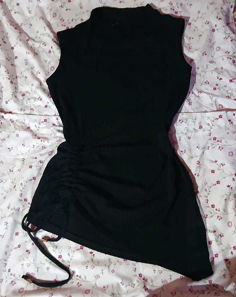 asymmetrical black top