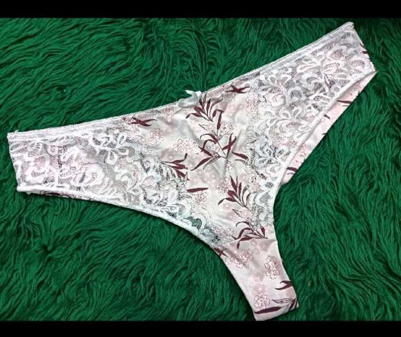 Floral🆕🎁 Lace Thong Panty