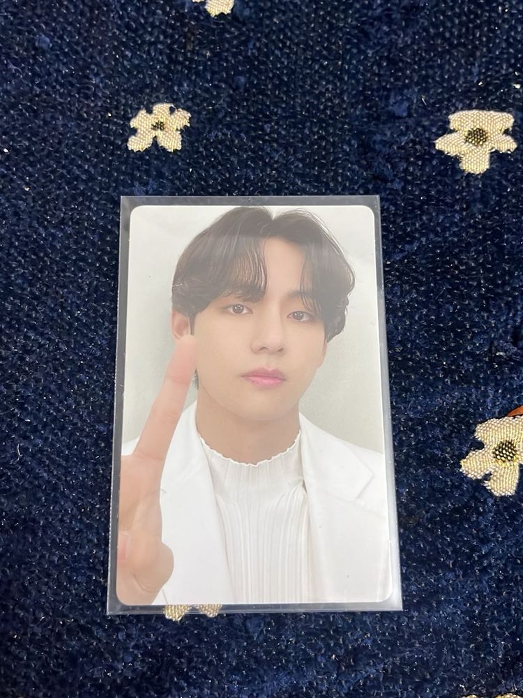 V (BTS) official PTD live photocard