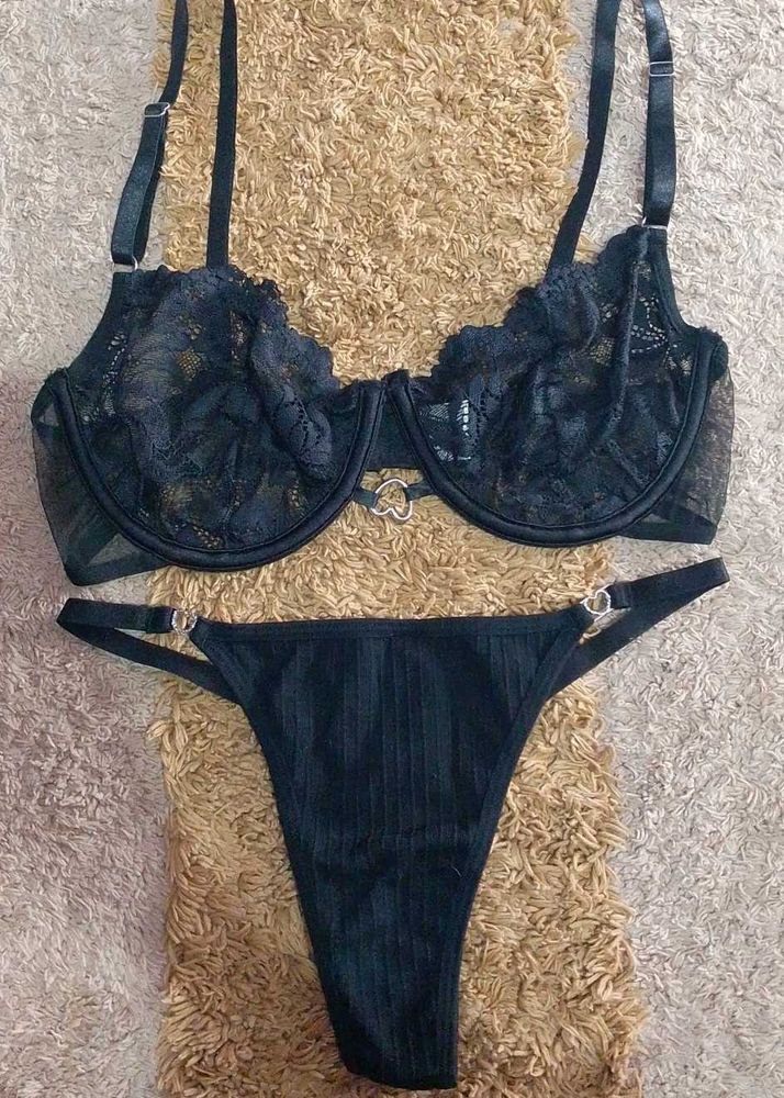 Black Lace Bra and Thong Set