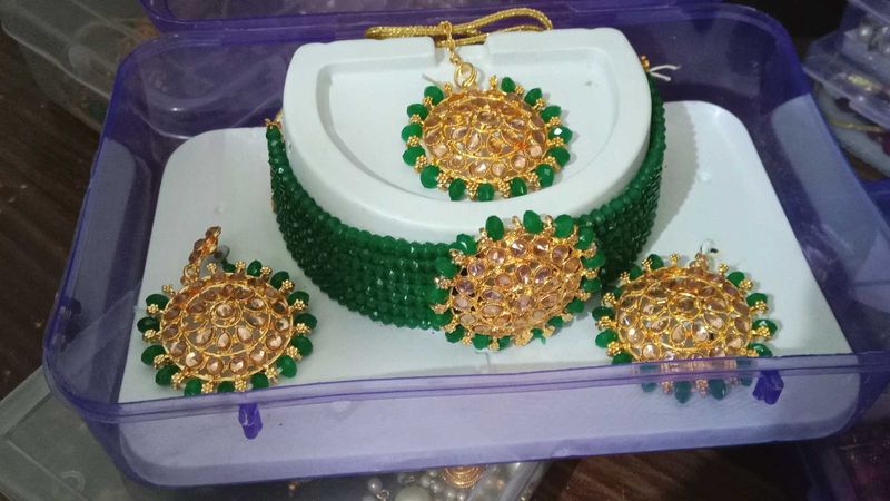 Green Jewelry Set