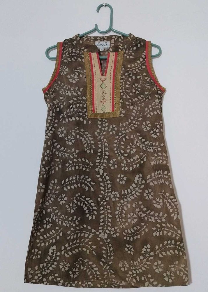 Svelte Brown Kurta
