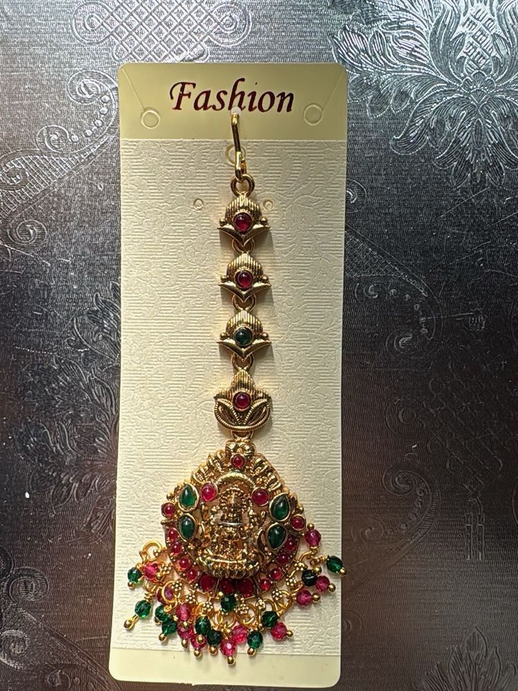 Elegant Maangtika with Lakshmi Motif