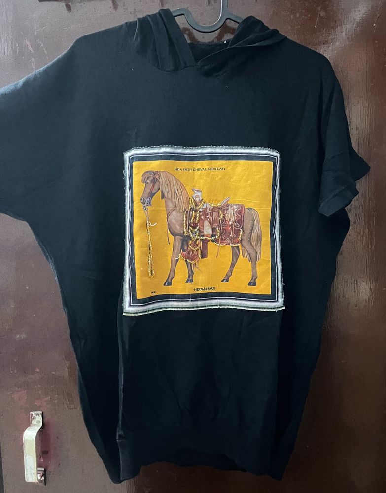 Black Graphic Horse T-Shirt