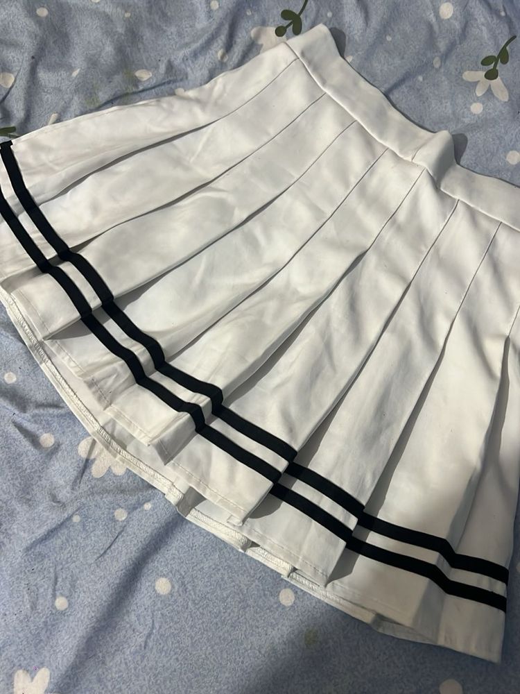 White skirt with black line