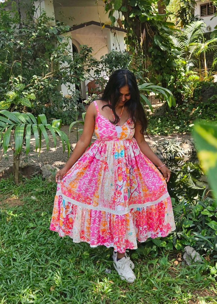 Floral Sundress - Vibrant &amp; Flowy
