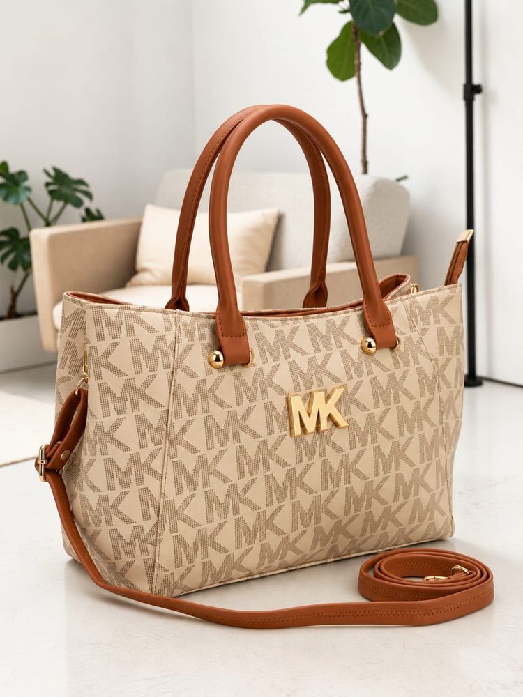 ❗️SALE ❗️Michael Kors Monogram Tote Bag