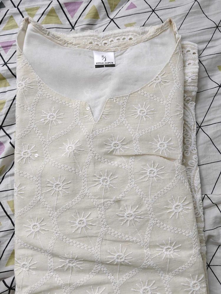 Elegant Chikankari Kurti with dupatta