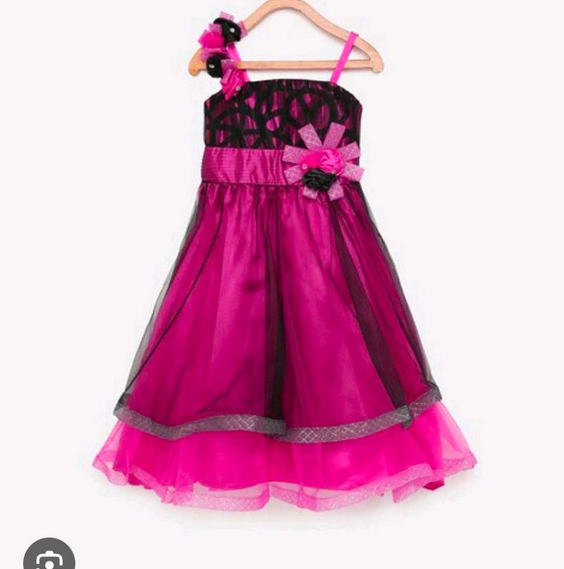 Very Cute And Beautiful Frock