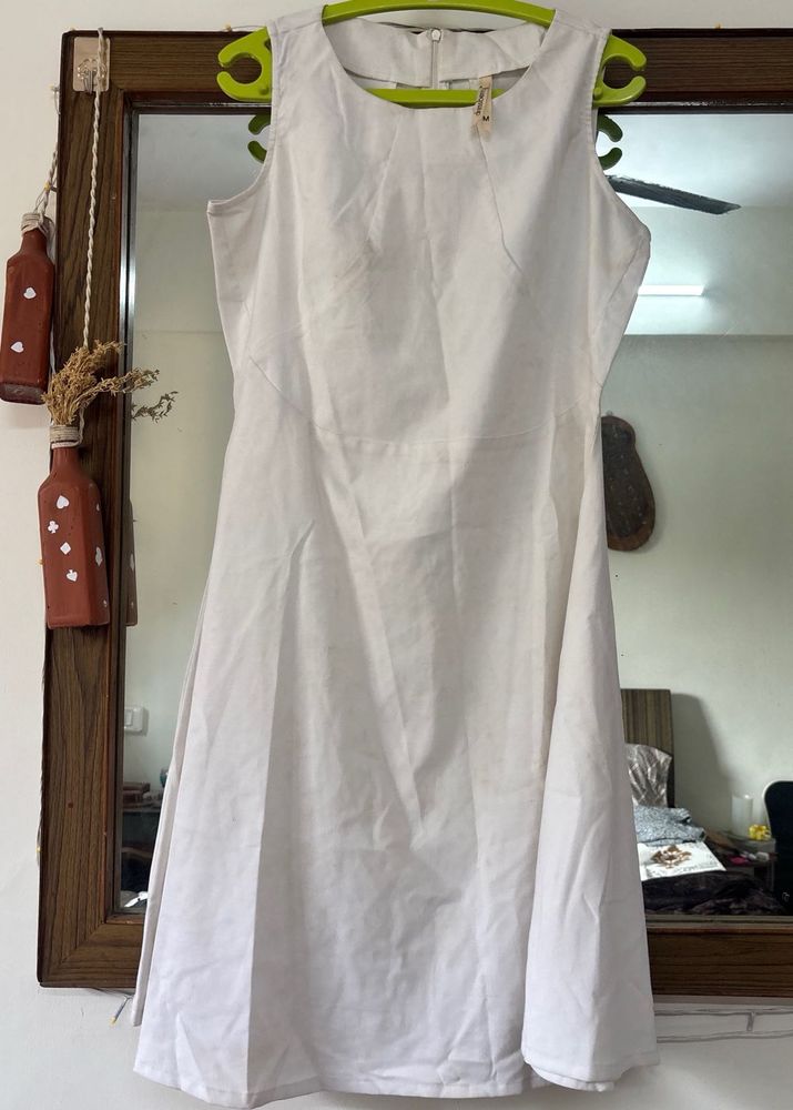 DressBerry White Midi Sundress