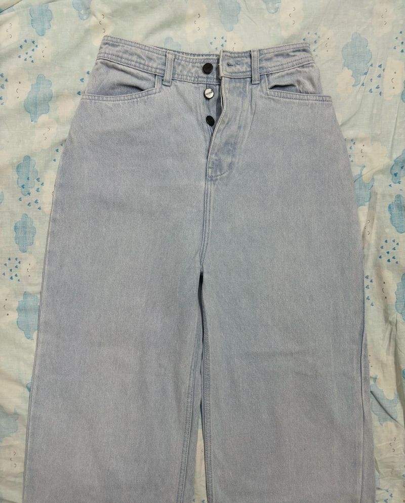 Light Wash Wide Leg Jeans