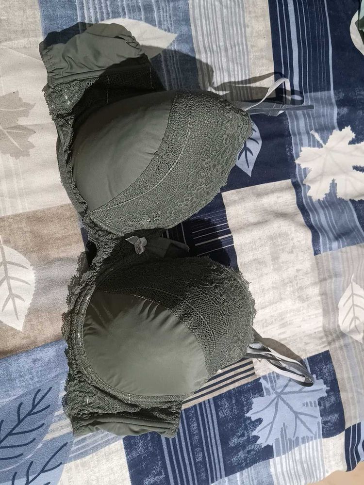 Stylish Lace Trim Bra