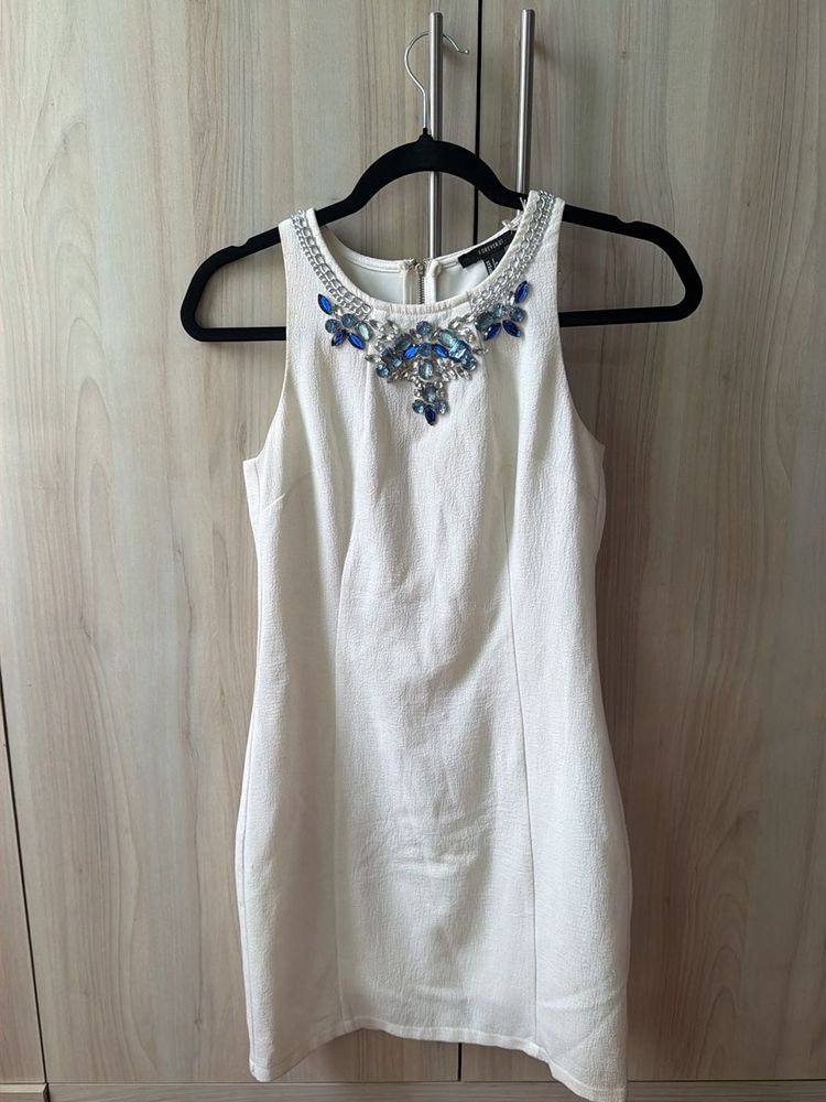 white party dress