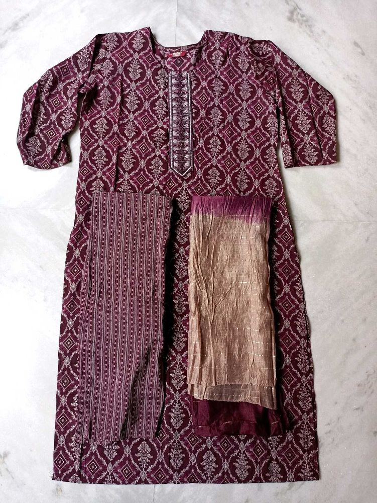 Women's Elegant Kurta Set
