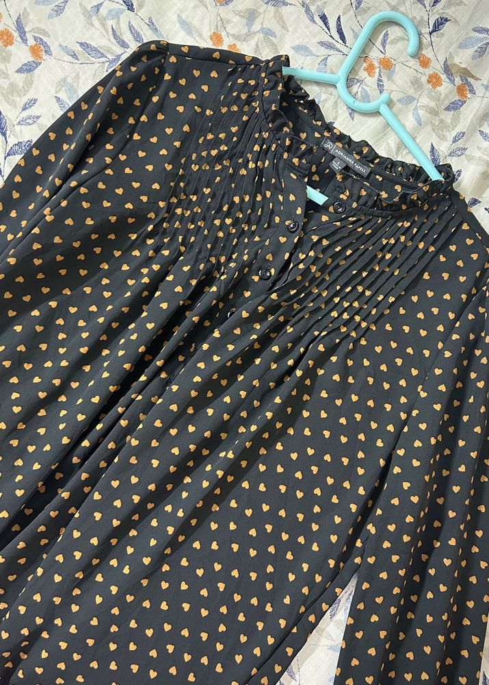 Chic Black Heart Print Long Sleeve Top