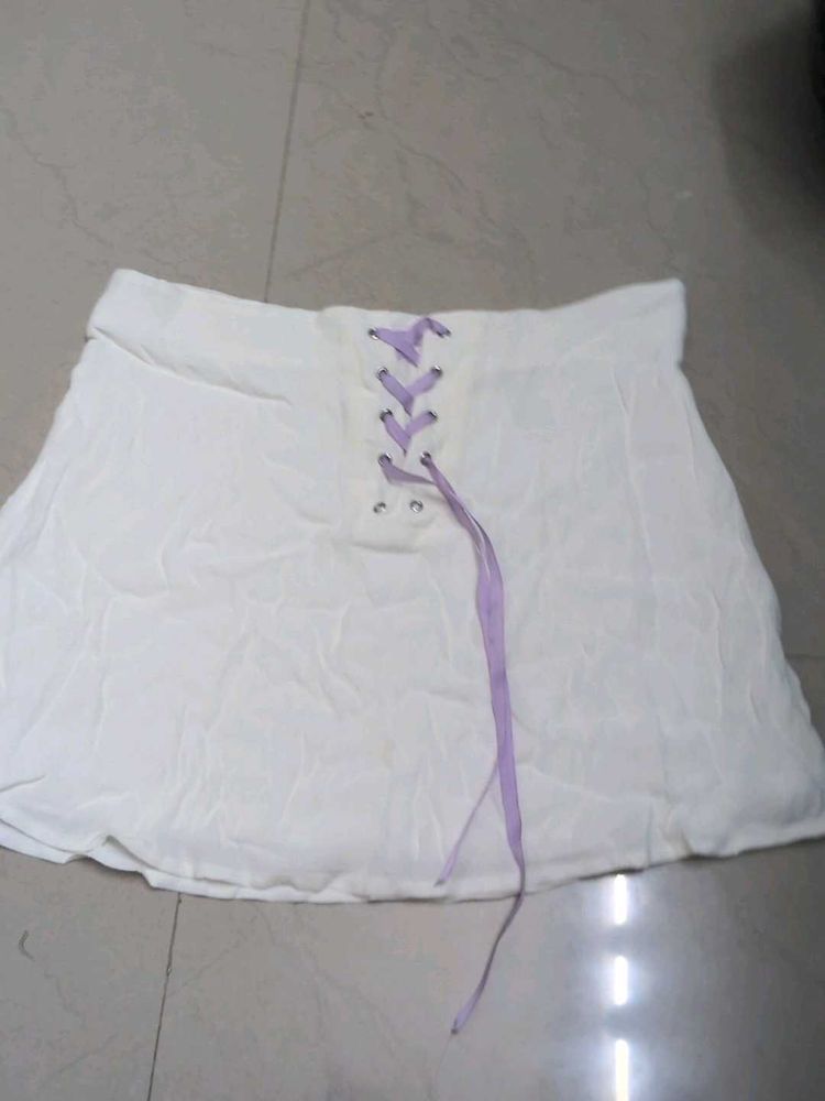 Shoujo Cute White Lace-Up Mini Skirt