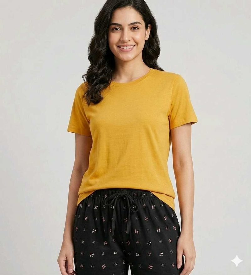2 Pc SetT-Shirt with Black Printed Shorts