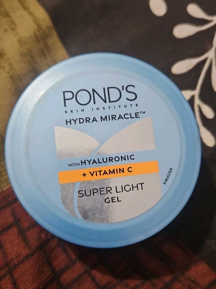 Pond's Hydra Miracle Super Light Gel